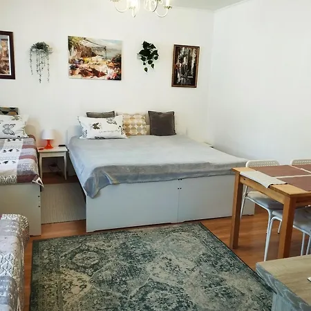 Eco-lux With Free Bicycles End Free Parking Apartman