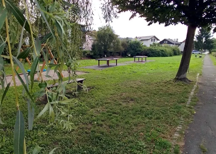 Eco-lux With Free Bicycles End Free Parking Lublaň